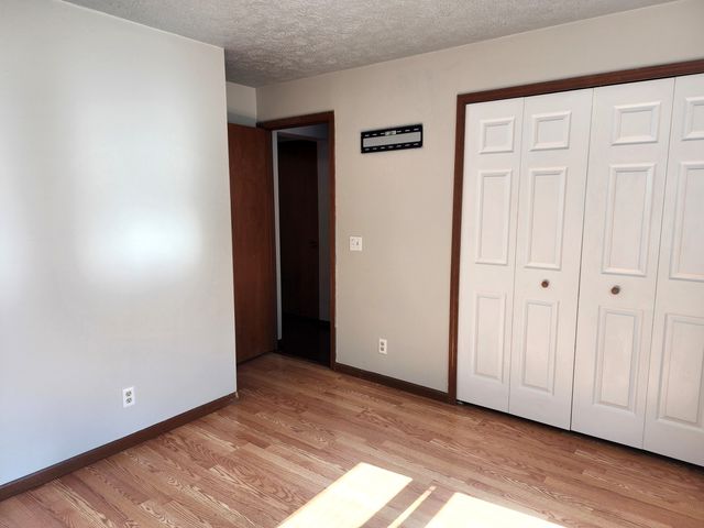 903 E Liberty Street, Wauconda, IL 60084