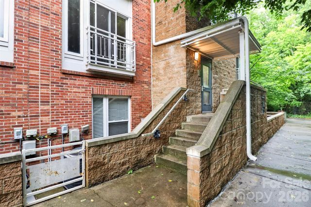 3909 Picasso Court, Charlotte, NC 28205