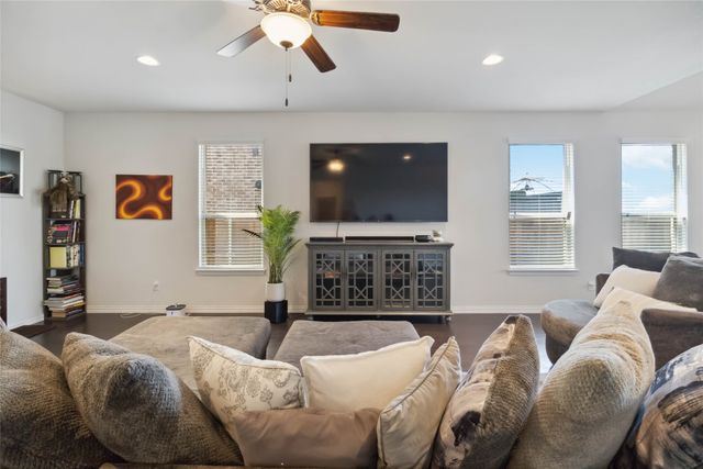 2021 Lake Front Trail, Garland, TX 75043