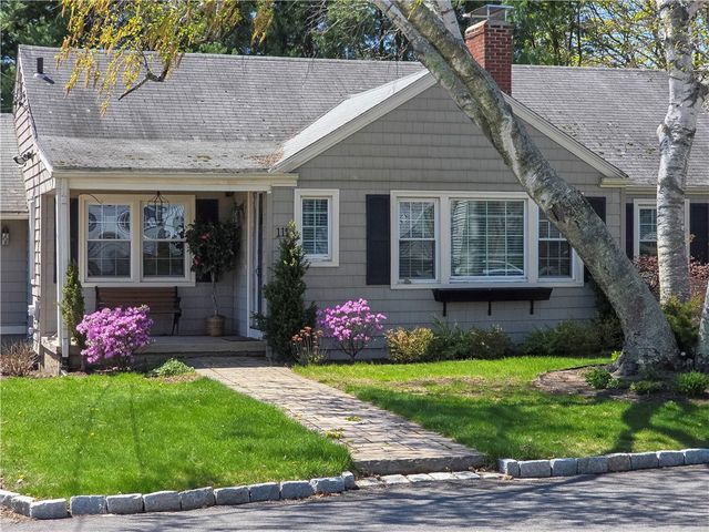 111 Wannamoisett Road, East Providence, RI 02914