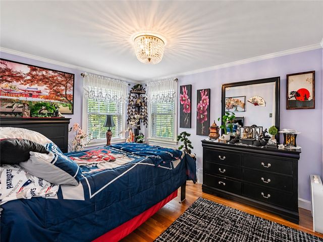 111 Wannamoisett Road, East Providence, RI 02914