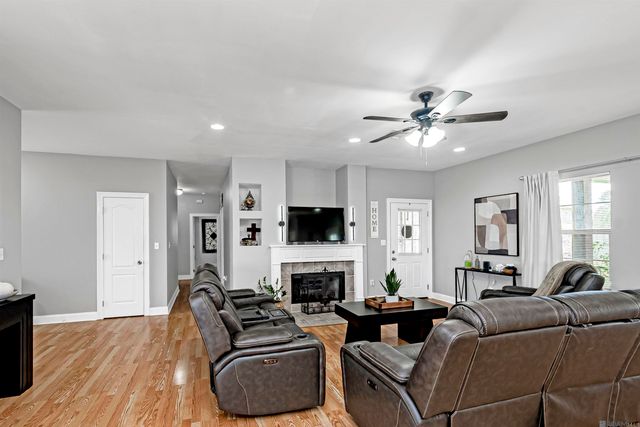 317 Benjamin St, New Roads, LA 70760