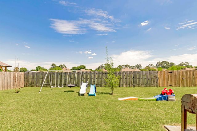 317 Benjamin St, New Roads, LA 70760