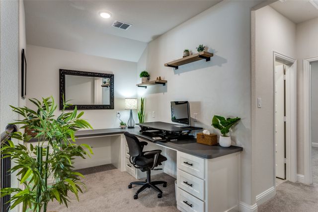 2232 Laurel Ridge Road, Fort Worth, TX 76008