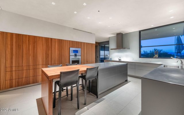 4446 E Mockingbird Lane, Paradise Valley, AZ 85253