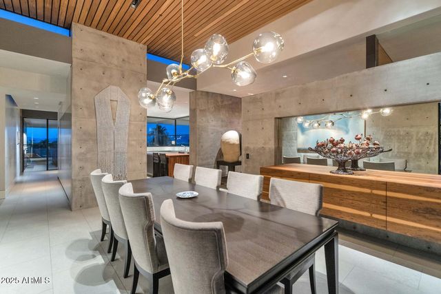 4446 E Mockingbird Lane, Paradise Valley, AZ 85253