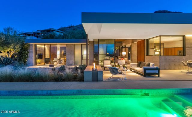 4446 E Mockingbird Lane, Paradise Valley, AZ 85253