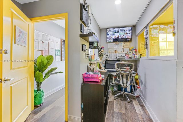 2570 NW 152nd Ter, Miami Gardens, FL 33054