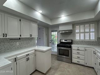 5544 N 10TH Avenue, Phoenix, AZ 85013