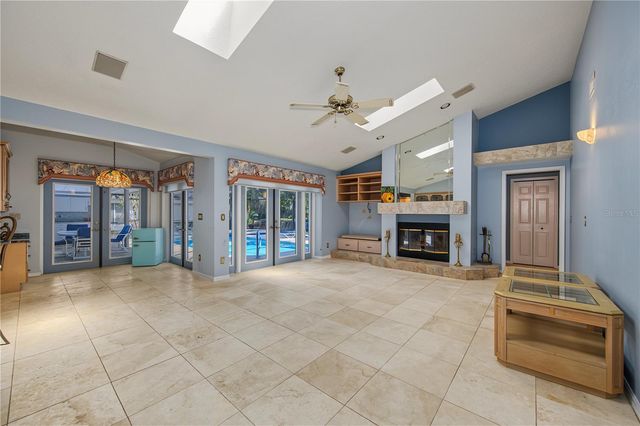 2233 PINNACLE CIRCLE S, Palm Harbor, FL 34684