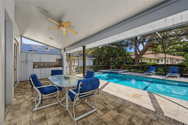 2233 PINNACLE CIRCLE S, Palm Harbor, FL 34684
