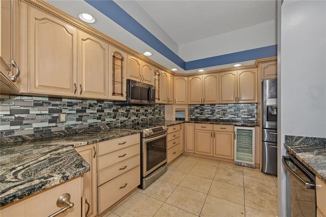 2233 PINNACLE CIRCLE S, Palm Harbor, FL 34684