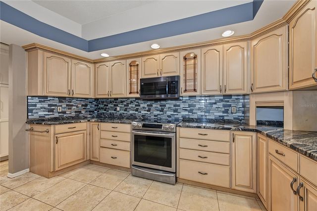 2233 PINNACLE CIRCLE S, Palm Harbor, FL 34684
