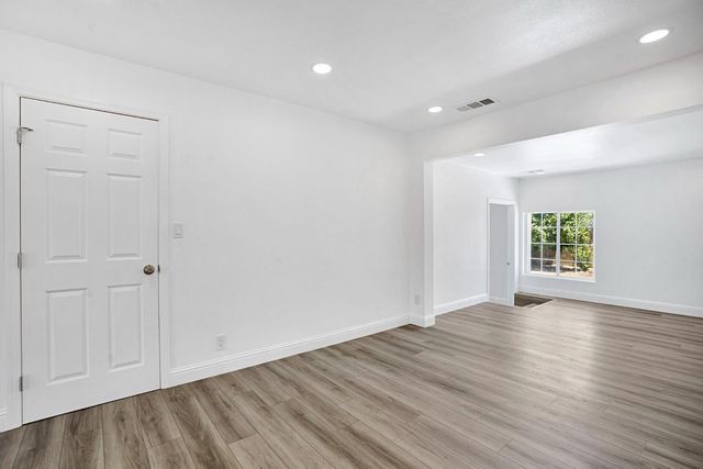 3678 N Thesta Street, Fresno, CA 93726