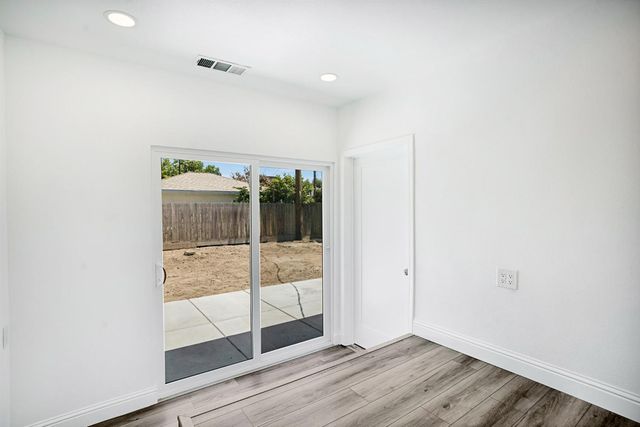 3678 N Thesta Street, Fresno, CA 93726