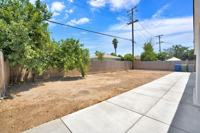 3678 N Thesta Street, Fresno, CA 93726