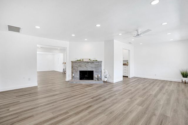 3678 N Thesta Street, Fresno, CA 93726