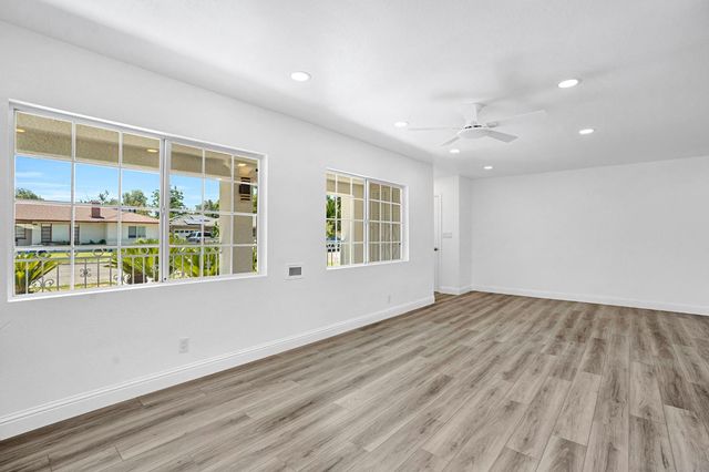 3678 N Thesta Street, Fresno, CA 93726