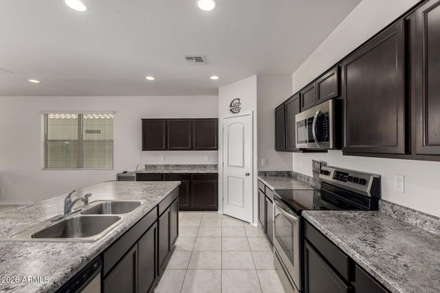 11334 E VERBINA Lane, Florence, AZ 85132