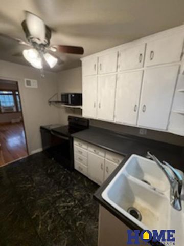 4025 L Street, Lincoln, NE 68510