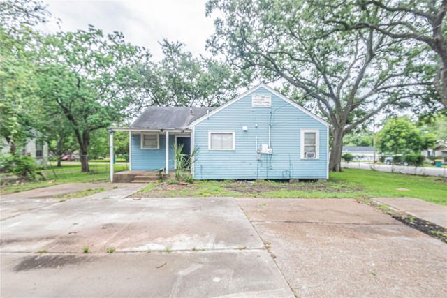 203 Beatrice Street, La Marque, TX 77568