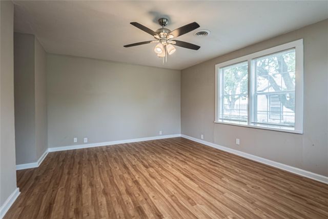 203 Beatrice Street, La Marque, TX 77568