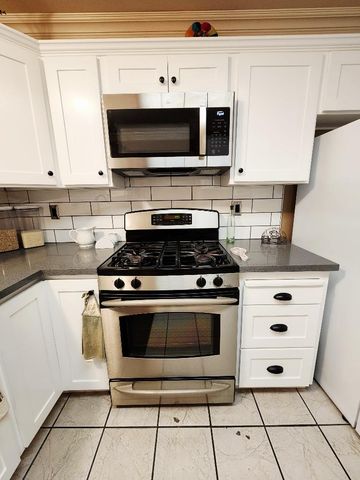 4902 E Eugenia Avenue, Fresno, CA 93725