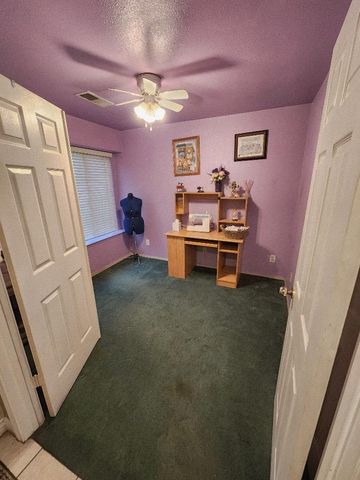 4902 E Eugenia Avenue, Fresno, CA 93725