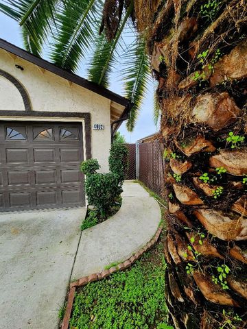4902 E Eugenia Avenue, Fresno, CA 93725