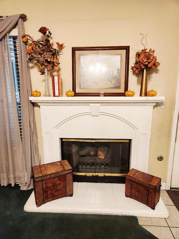 4902 E Eugenia Avenue, Fresno, CA 93725