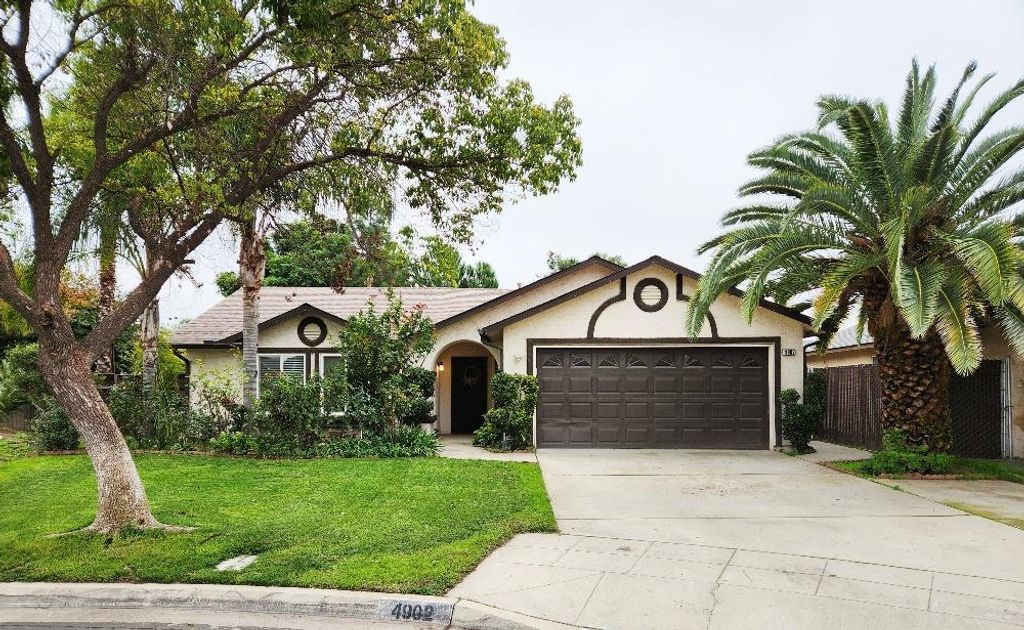 4902 E Eugenia Avenue, Fresno, CA 93725