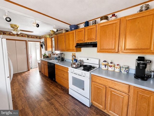 509 E HIGH ST, Lebanon, PA 17042