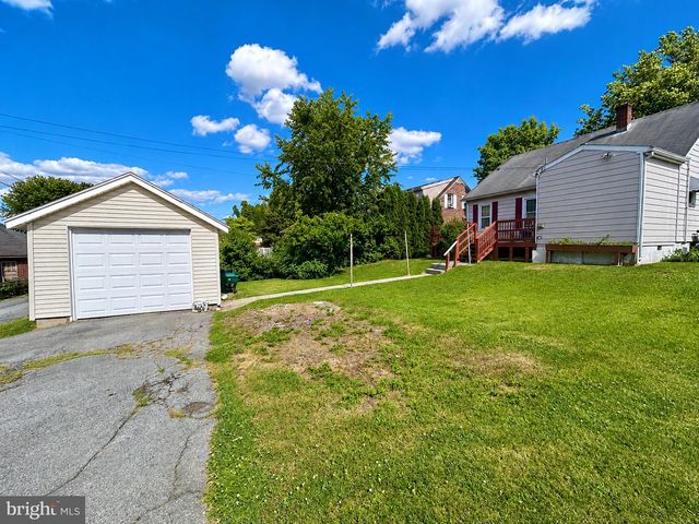 509 E HIGH ST, Lebanon, PA 17042