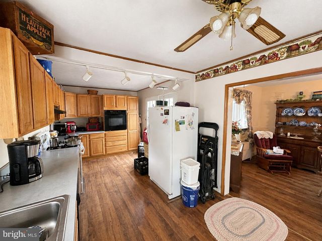 509 E HIGH ST, Lebanon, PA 17042