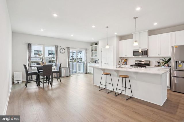 47 ROSEMARY WAY, Mount Laurel, NJ 08054