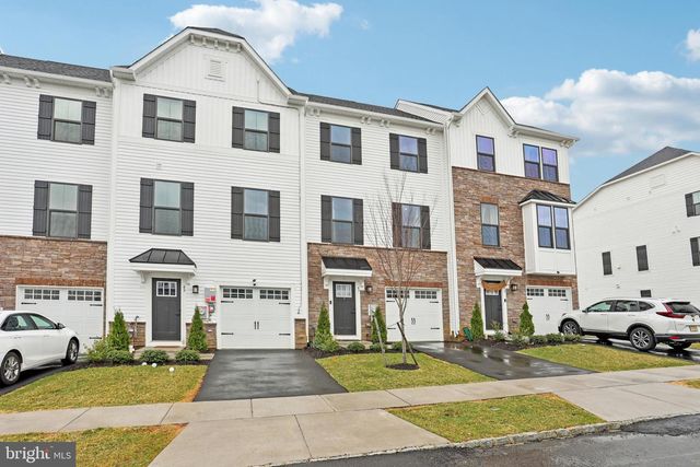 47 ROSEMARY WAY, Mount Laurel, NJ 08054