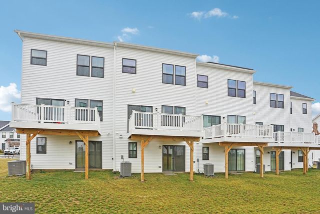 47 ROSEMARY WAY, Mount Laurel, NJ 08054