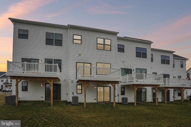 47 ROSEMARY WAY, Mount Laurel, NJ 08054