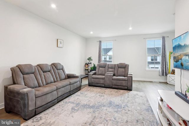 47 ROSEMARY WAY, Mount Laurel, NJ 08054