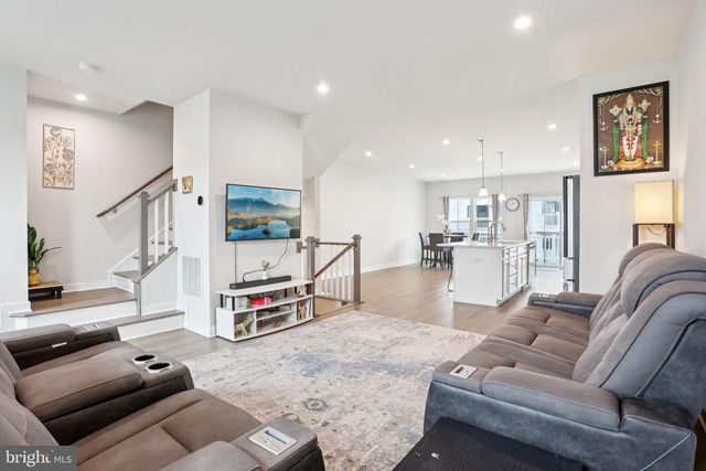 47 ROSEMARY WAY, Mount Laurel, NJ 08054