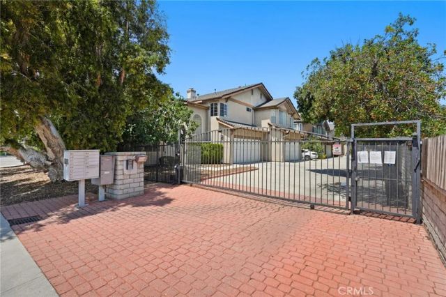 20851 Community 1, Winnetka, CA 91306