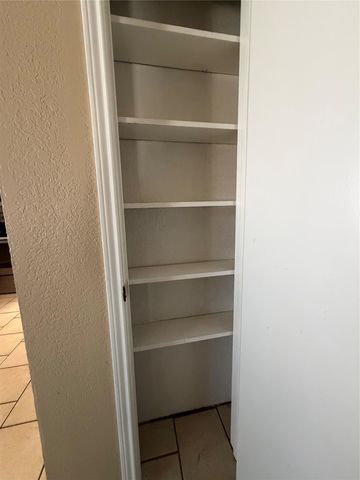 2530 Indigo Lane, Arlington, TX 76015