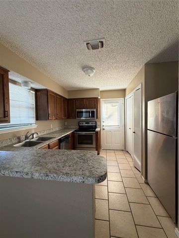 2530 Indigo Lane, Arlington, TX 76015