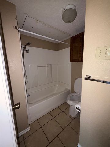 2530 Indigo Lane, Arlington, TX 76015