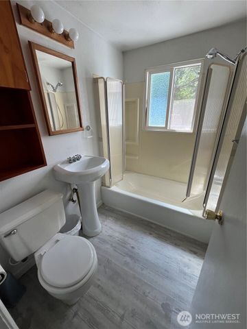 80 SE Channel Point Rd, Shelton, WA 98584