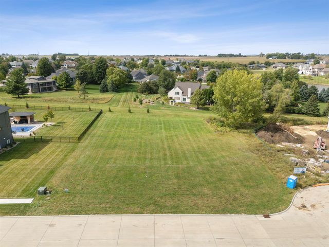 3702 Apollo Street, Cedar Falls, IA 50613