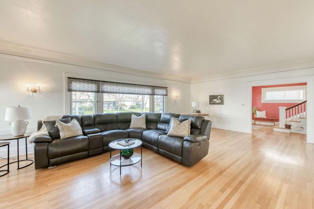 845 N Van Ness Avenue, Fresno, CA 93728