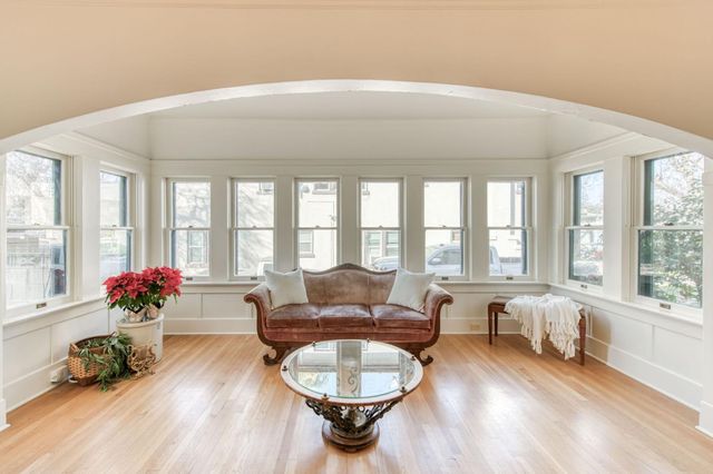 845 N Van Ness Avenue, Fresno, CA 93728