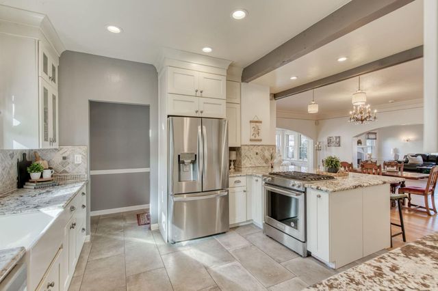 845 N Van Ness Avenue, Fresno, CA 93728