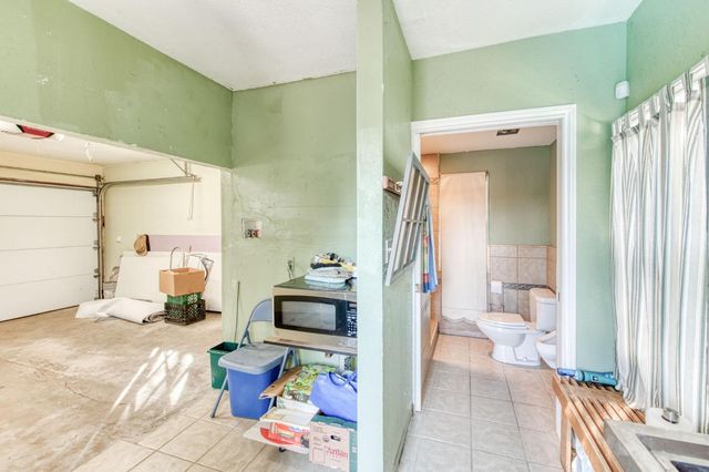 845 N Van Ness Avenue, Fresno, CA 93728